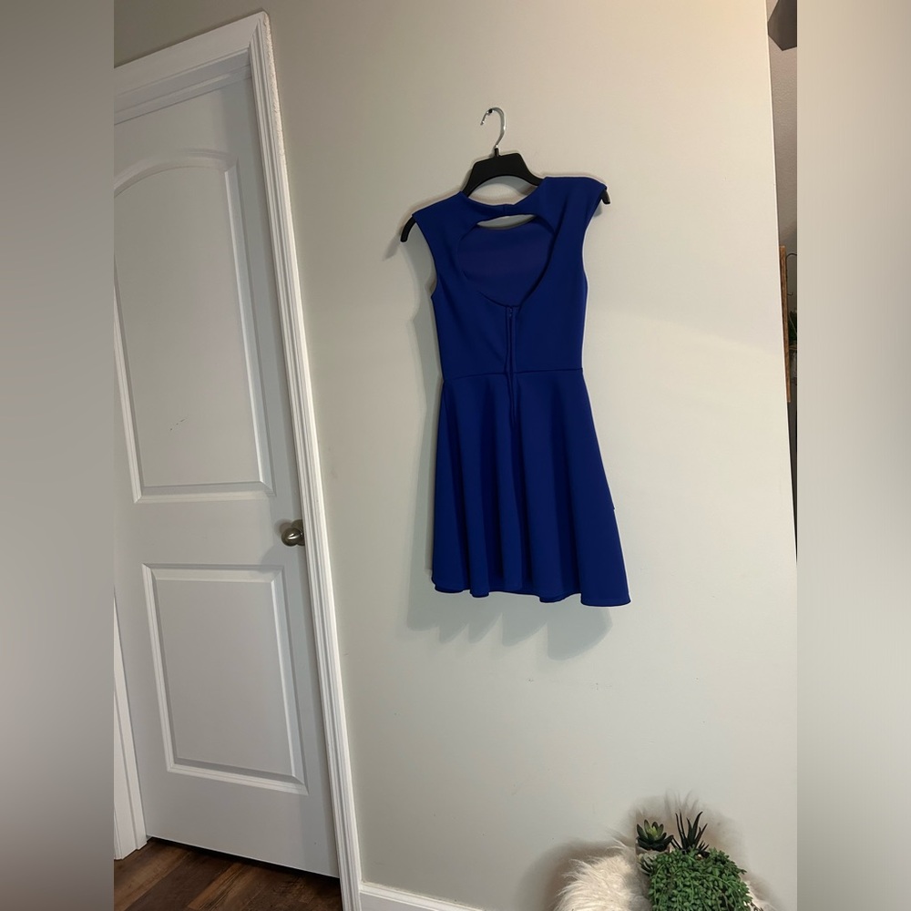 Royal blue small dress.